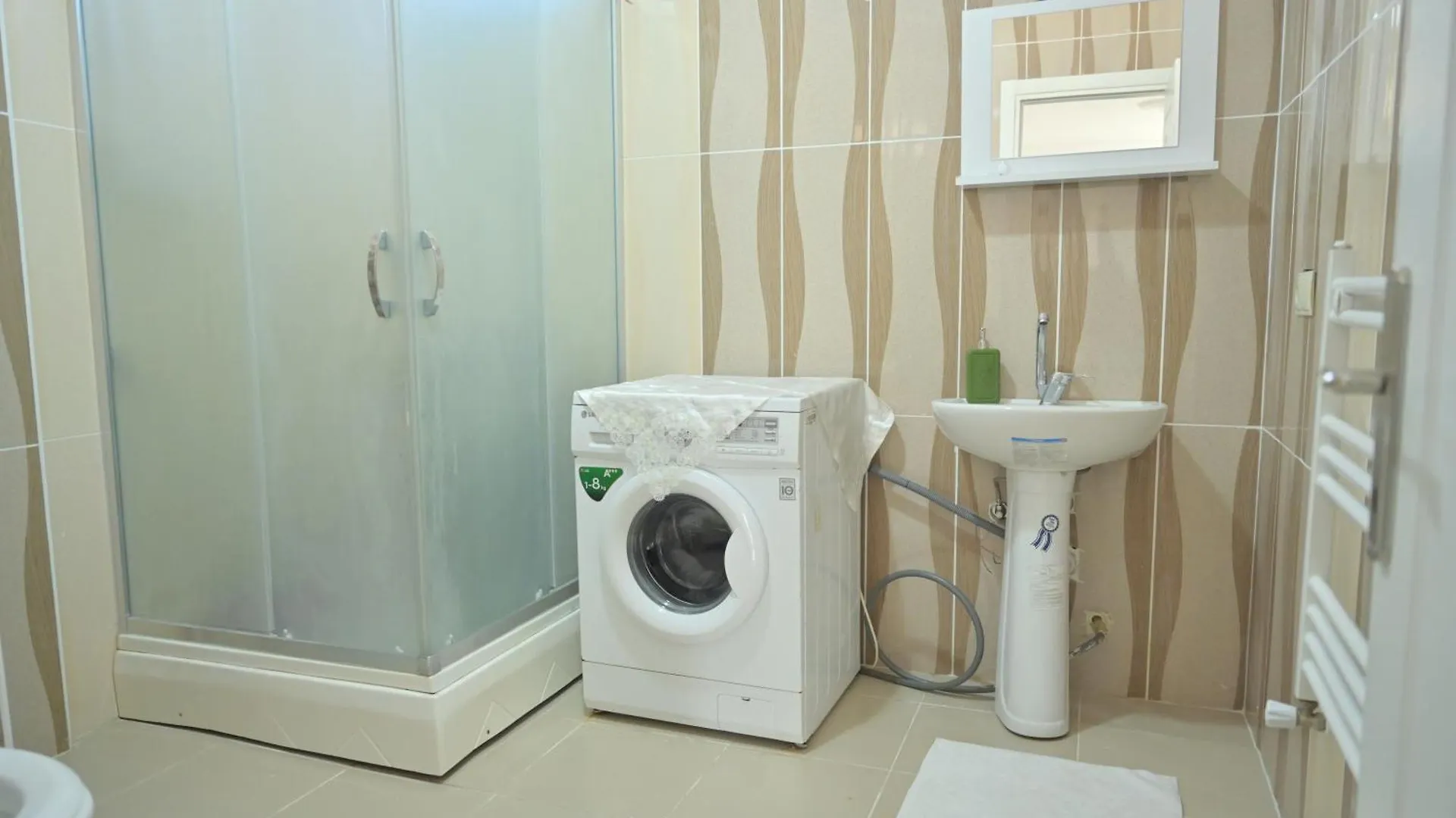 Airport Forest Villa Otel- 6 Minutes From The Airport Tasoluk 0*,