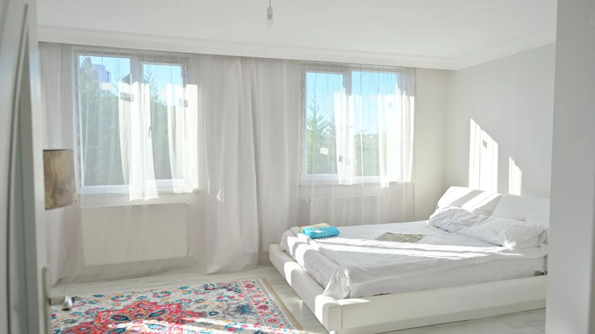 Airport Forest Villa Otel- 6 Minutes From The Airport Tasoluk